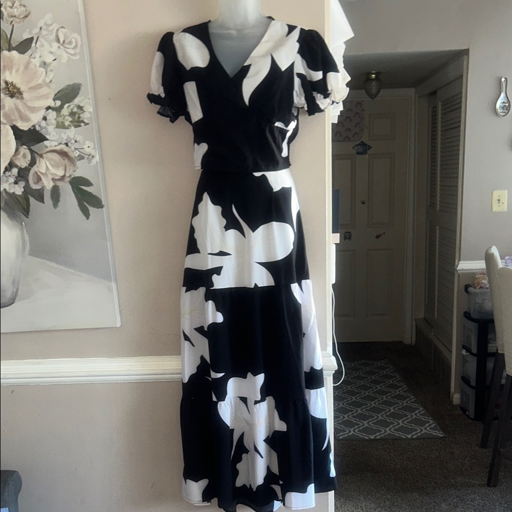 Only Monochrome Floral Midi Dress